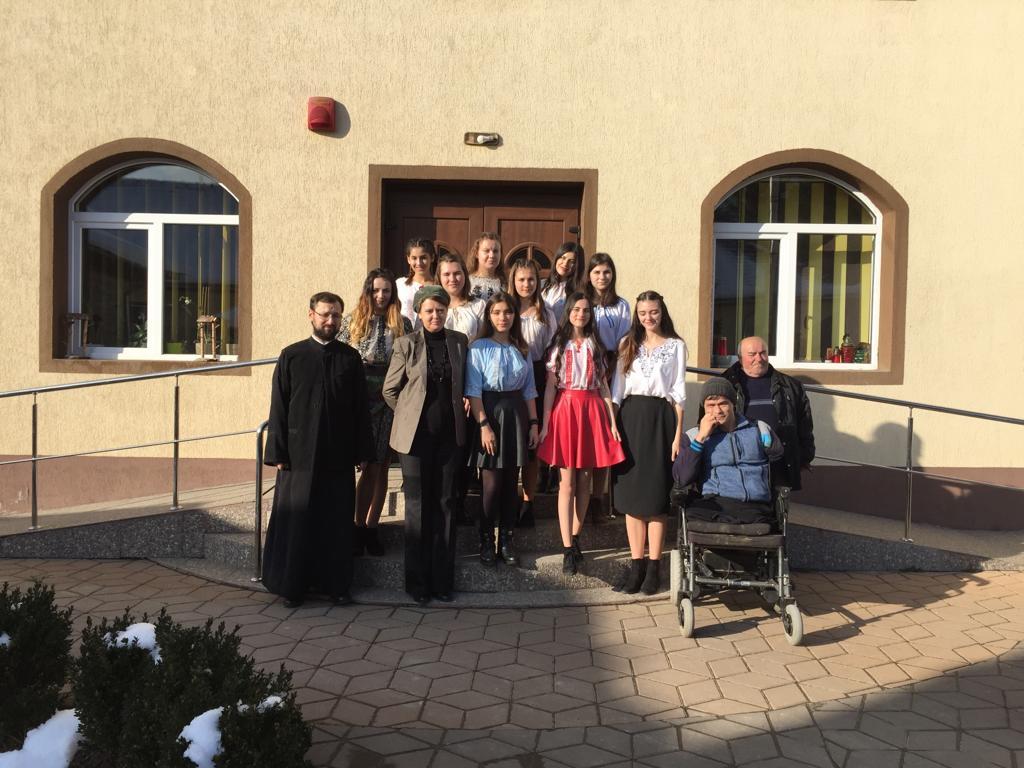 Acțiune de voluntariat la Așezământul Social – Filantropic ”Sfântul Voievod Ștefan cel Mare ” Hârja