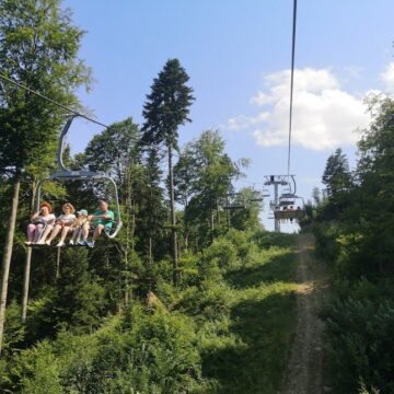 Telescaunul din Slănic-Moldova, la dispoziția turiștilor în ultimul weekend din sezonul vară-toamnă