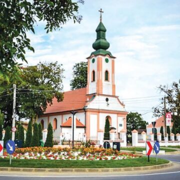 ”Sărutând trudirea zorilor …”