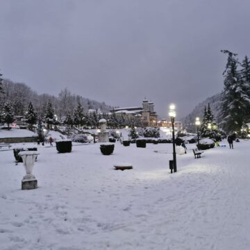 Eminescian în alb