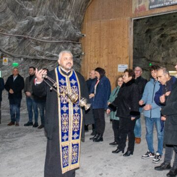 Bucuria redeschiderii Salinei de la Târgu Ocna Bucuria redeschiderii Salinei de la Târgu Ocna