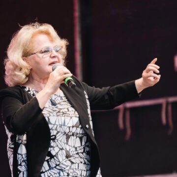 ”Singurătatea nu este o povară!” ”Singurătatea nu este o povară!”